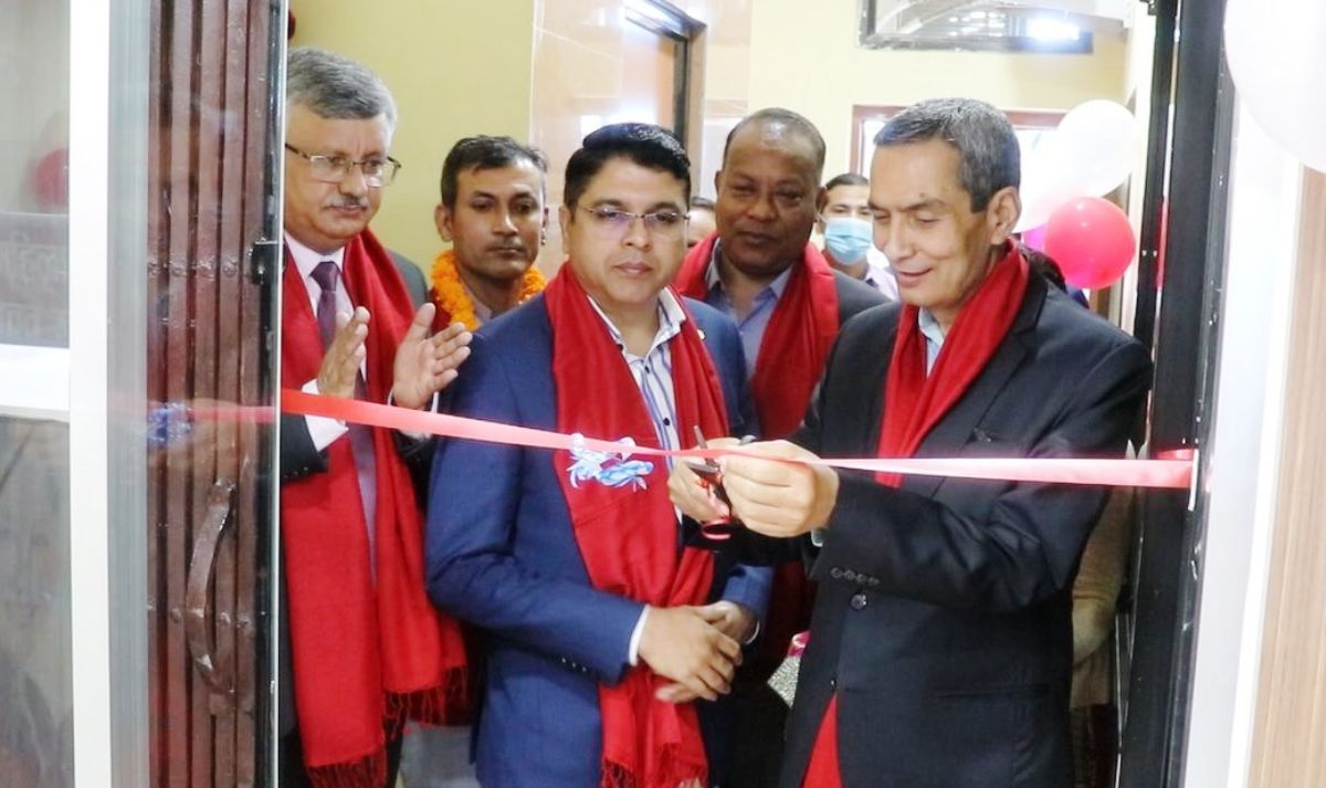 चितवनको हाकिम चोकमा एनसीसी बैंकको नयाँ शाखा